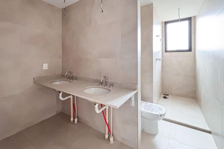 Apartamento para alugar com 164m², 3 quartos e 2 vagas Apartamento para alugar com 164m², 3 quartos e 2 vagasBanheiro da Suíte 3
