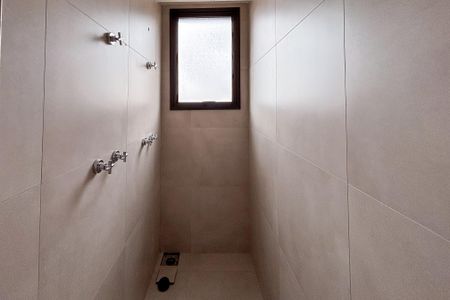 Apartamento para alugar com 164m², 3 quartos e 2 vagas Apartamento para alugar com 164m², 3 quartos e 2 vagasBanheiro da Suíte 3