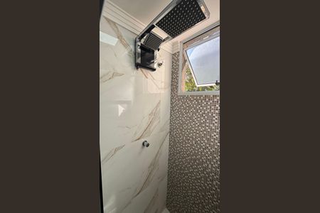 Apartamento à venda com 46m², 2 quartos e 1 vaga Apartamento à venda com 46m², 2 quartos e 1 vagaBanheiro