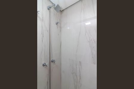 Apartamento à venda com 61m², 2 quartos e 1 vagaBanheiro 2