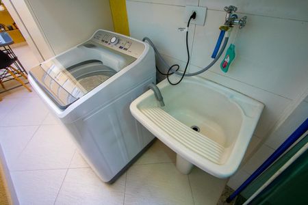 Apartamento à venda com 66m², 3 quartos e 1 vagaÁrea de serviço