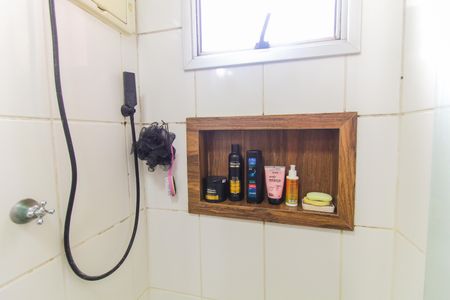 Apartamento à venda com 49m², 2 quartos e 1 vaga Apartamento à venda com 49m², 2 quartos e 1 vagaBanheiro