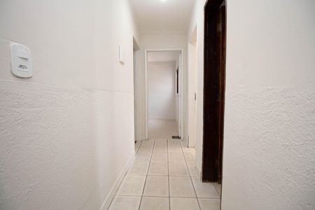 Casa para alugar com 100m², 3 quartos e 1 vaga Casa para alugar com 100m², 3 quartos e 1 vagaCorredor