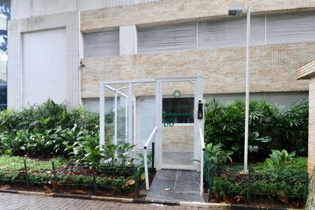 Apartamento para alugar com 159m², 3 quartos e 2 vagasFachada