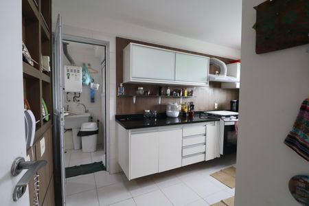 Apartamento para alugar com 159m², 3 quartos e 2 vagasCozinha