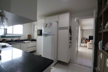 Apartamento para alugar com 159m², 3 quartos e 2 vagasCozinha