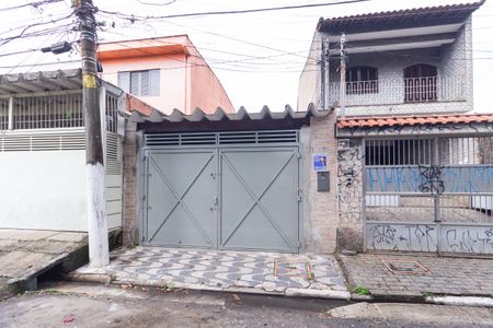 Casa à venda com 110m², 2 quartos e 2 vagasFachada