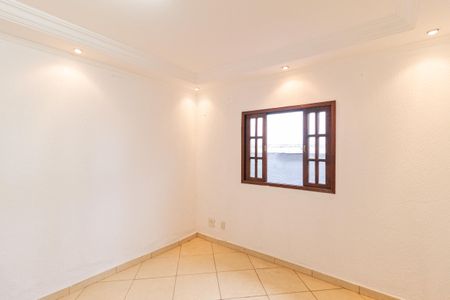 Casa à venda com 110m², 2 quartos e 2 vagasSala 2