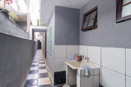 Casa à venda com 110m², 2 quartos e 2 vagasÁrea de serviço