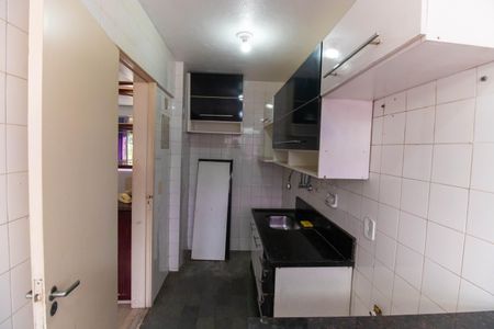 Apartamento à venda com 59m², 2 quartos e 1 vagaCozinha e Área de Serviço