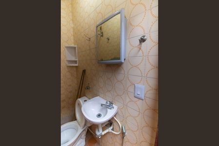 Casa à venda com 135m², 4 quartos e 2 vagas Casa à venda com 135m², 4 quartos e 2 vagasBanheiro de serviço