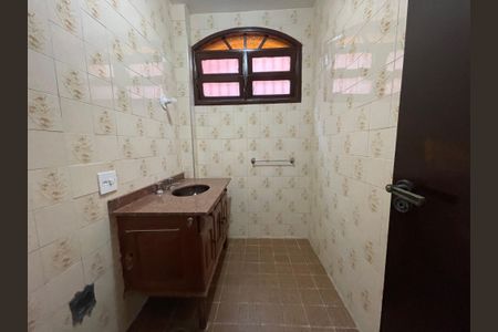 Casa à venda com 150m², 3 quartos e 3 vagas Casa à venda com 150m², 3 quartos e 3 vagasLavabo