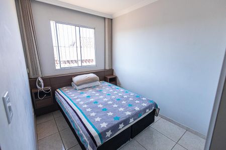 Casa à venda com 54m², 2 quartos e 2 vagasQuarto 1