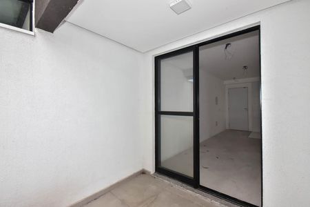 Apartamento para alugar com 48m², 2 quartos e 1 vaga Apartamento para alugar com 48m², 2 quartos e 1 vagaVaranda