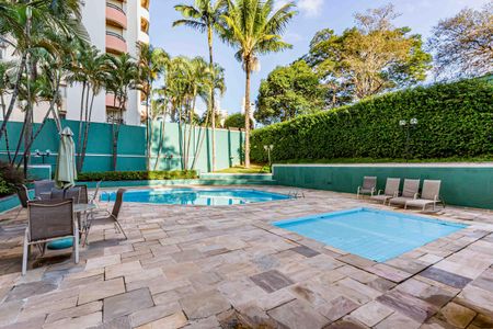 Apartamento à venda com 72m², 3 quartos e 1 vaga Apartamento à venda com 72m², 3 quartos e 1 vagaÁrea comum - Piscina
