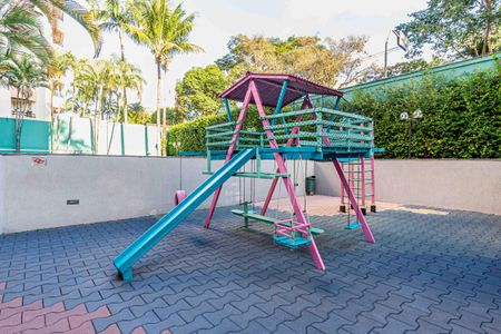 Apartamento à venda com 72m², 3 quartos e 1 vaga Apartamento à venda com 72m², 3 quartos e 1 vagaÁrea comum - Playground