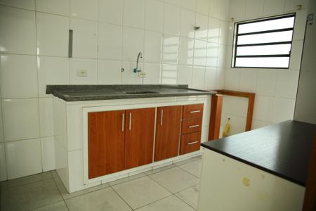 Casa para alugar com 120m², 2 quartos e sem vagaCozinha 