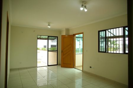 Casa para alugar com 120m², 2 quartos e sem vagaSala