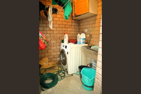 Casa à venda com 120m², 2 quartos e 1 vagaÁrea de Serviço