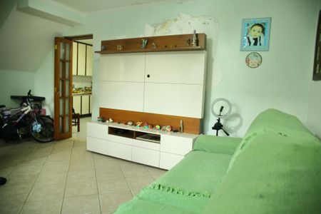 Casa à venda com 120m², 2 quartos e 1 vagaSala