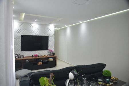 Apartamento à venda com 130m², 2 quartos e 2 vagasSala