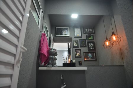 Apartamento à venda com 130m², 2 quartos e 2 vagasBanheiro de serviço