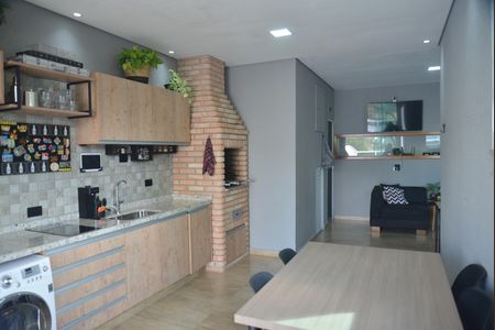 Apartamento à venda com 130m², 2 quartos e 2 vagasÁrea gourmet