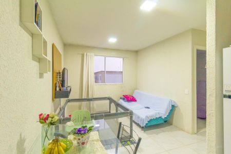 Apartamento à venda com 42m², 2 quartos e sem vaga Apartamento à venda com 42m², 2 quartos e sem vagaSala