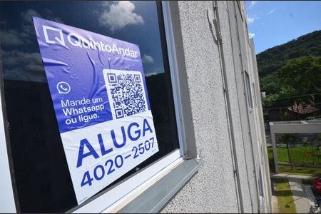 Apartamento para alugar com 47m², 2 quartos e sem vagaPlaca instalada