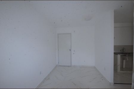 Apartamento para alugar com 47m², 2 quartos e sem vagaSala