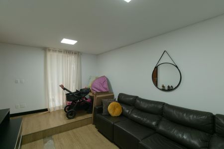 Casa de condomínio para alugar com 252m², 5 quartos e 4 vagasSala