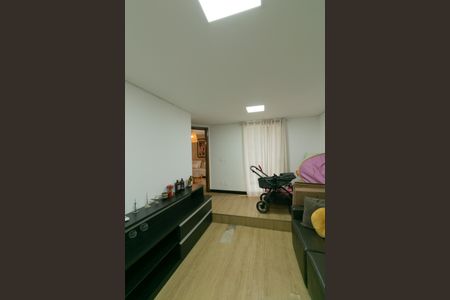 Casa de condomínio para alugar com 252m², 5 quartos e 4 vagasSala