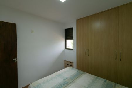 Casa de condomínio para alugar com 252m², 5 quartos e 4 vagasQuarto 1