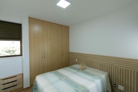 Casa de condomínio para alugar com 252m², 5 quartos e 4 vagasQuarto 1