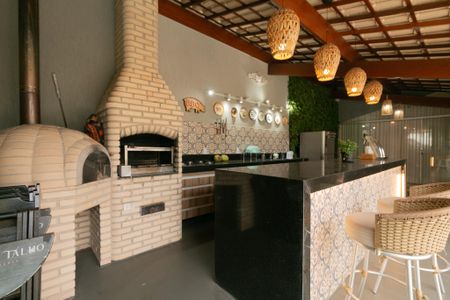 Casa de condomínio para alugar com 252m², 5 quartos e 4 vagasÁrea Gourmet