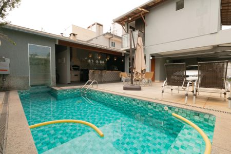 Casa de condomínio para alugar com 252m², 5 quartos e 4 vagasÁrea Gourmet