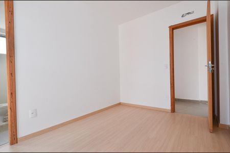 Apartamento à venda com 62m², 2 quartos e 2 vagas Apartamento à venda com 62m², 2 quartos e 2 vagasSuíte 1