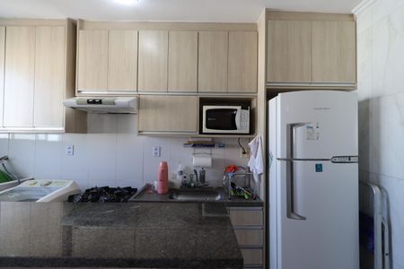 Apartamento para alugar com 54m², 2 quartos e 2 vagasCozinha