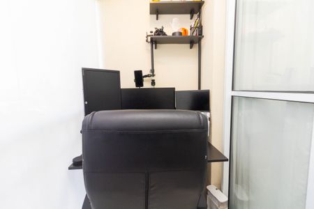 Apartamento à venda com 57m², 2 quartos e 1 vagaEscritório