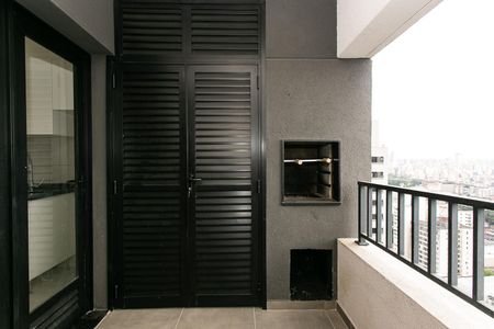 Apartamento para alugar com 49m², 2 quartos e 1 vaga Apartamento para alugar com 49m², 2 quartos e 1 vagaVaranda