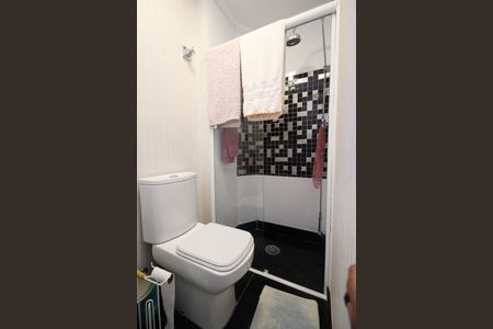 Apartamento à venda com 97m², 3 quartos e 2 vagas Apartamento à venda com 97m², 3 quartos e 2 vagasBanheiro da Suíte