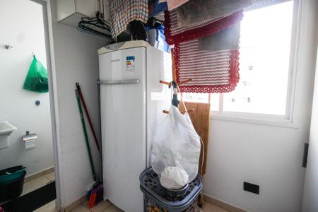 Apartamento à venda com 97m², 3 quartos e 2 vagas Apartamento à venda com 97m², 3 quartos e 2 vagasÁrea de Serviço