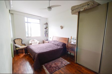 Apartamento à venda com 170m², 3 quartos e 1 vaga Apartamento à venda com 170m², 3 quartos e 1 vagaSuíte 1