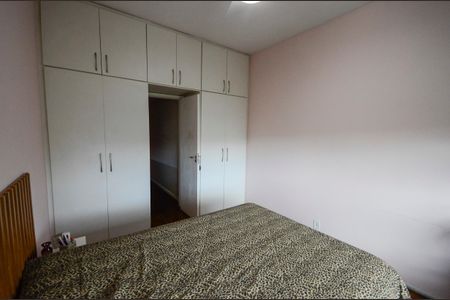 Apartamento à venda com 170m², 3 quartos e 1 vaga Apartamento à venda com 170m², 3 quartos e 1 vagaQuarto