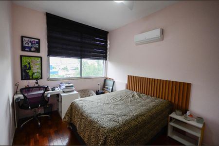 Apartamento à venda com 170m², 3 quartos e 1 vaga Apartamento à venda com 170m², 3 quartos e 1 vagaQuarto