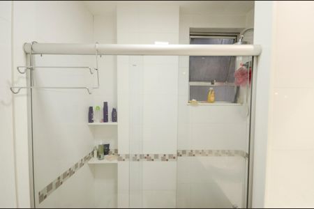 Apartamento à venda com 170m², 3 quartos e 1 vaga Apartamento à venda com 170m², 3 quartos e 1 vagaBanheiro Social
