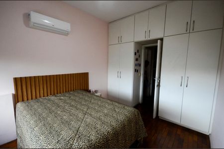 Apartamento à venda com 170m², 3 quartos e 1 vaga Apartamento à venda com 170m², 3 quartos e 1 vagaQuarto