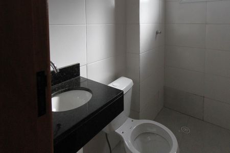 Apartamento à venda com 42m², 2 quartos e sem vagaBanheiro