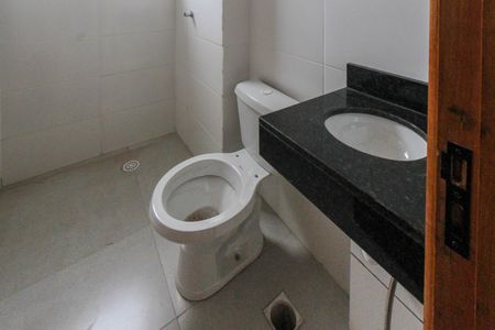 Apartamento à venda com 42m², 2 quartos e sem vagaBanheiro