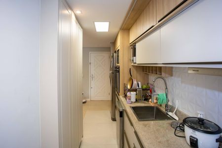 Apartamento à venda com 82m², 3 quartos e 2 vagasCozinha